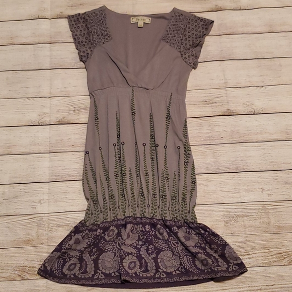 Adorable Decree Short Sleeve Dress - Picture 1 of 7